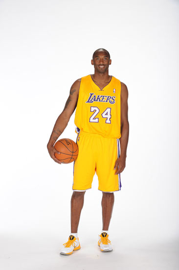 易上手、不缺深度的《泡姆泡姆》，是来自鹰角的游戏创作野望