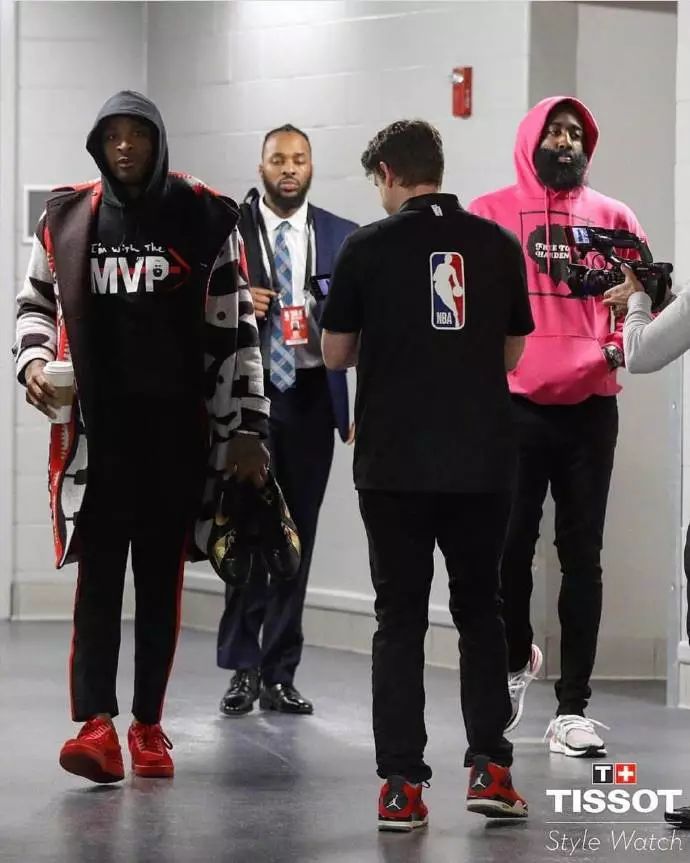 官方：谢尔基对布伦特福德的远射当选曼城12月最佳进球