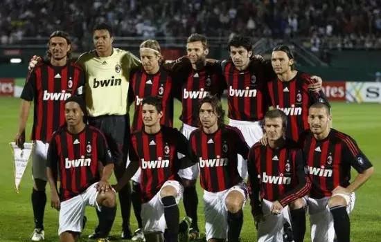 不容易呀 国足赢球啦！申花买新外援还在谈判 切尔西换帅马上大胜