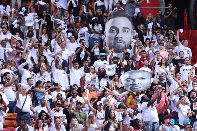 亚马尔点射 巴萨5-3贝蒂斯迎西甲6连胜