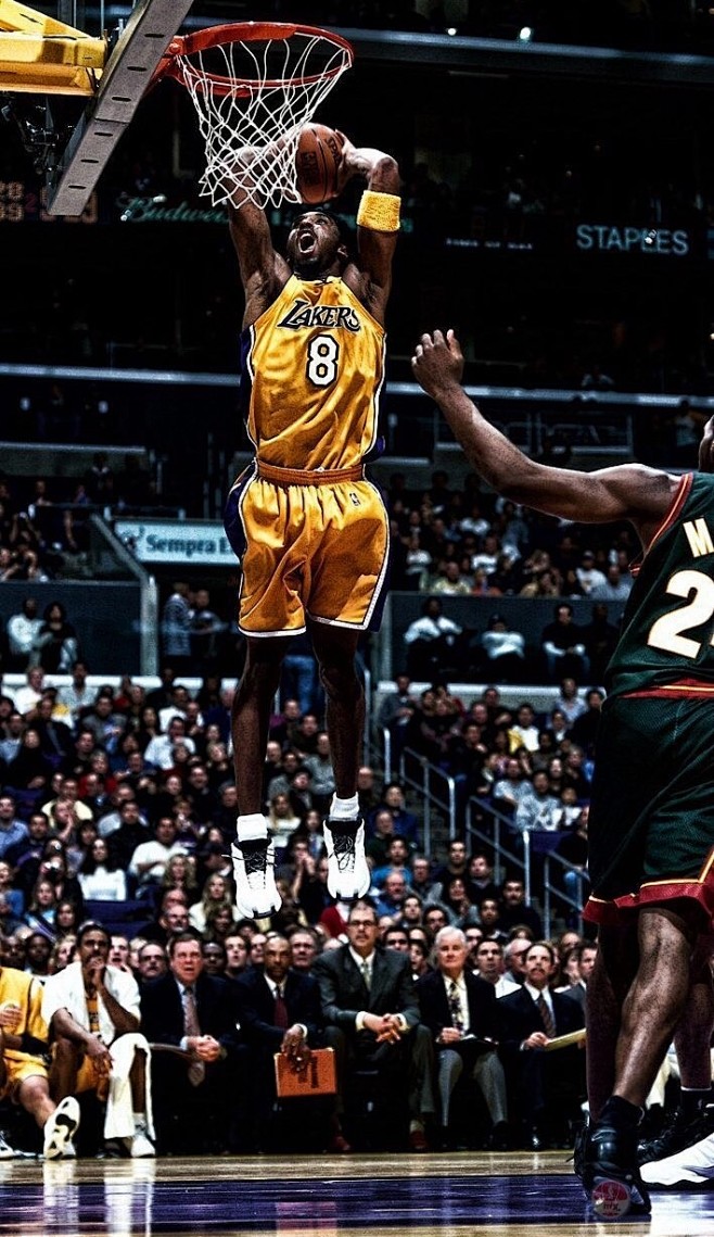 尤文vs恩波利：DV9搭档穆阿尼，麦肯尼出战