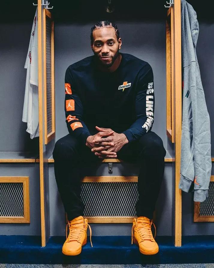 德马库斯•考辛斯认为湖人队应该用奥斯汀•里夫斯