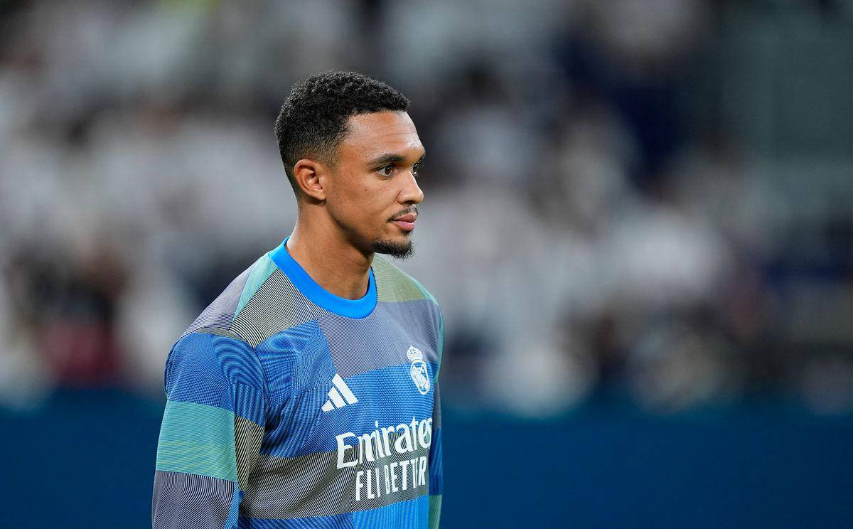 湖人狂胜！詹姆斯31+10差一点三双，东契奇单节14分挑起大梁，艾顿太猛了