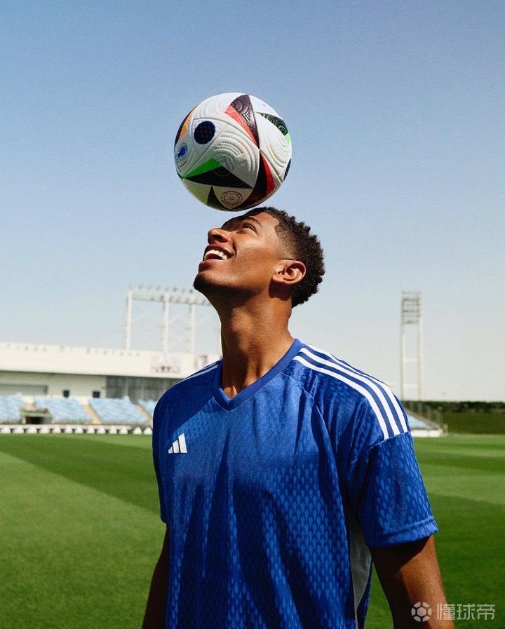 弗里克：亚马尔防守端表现也很积极，费兰是非常聪明的球员